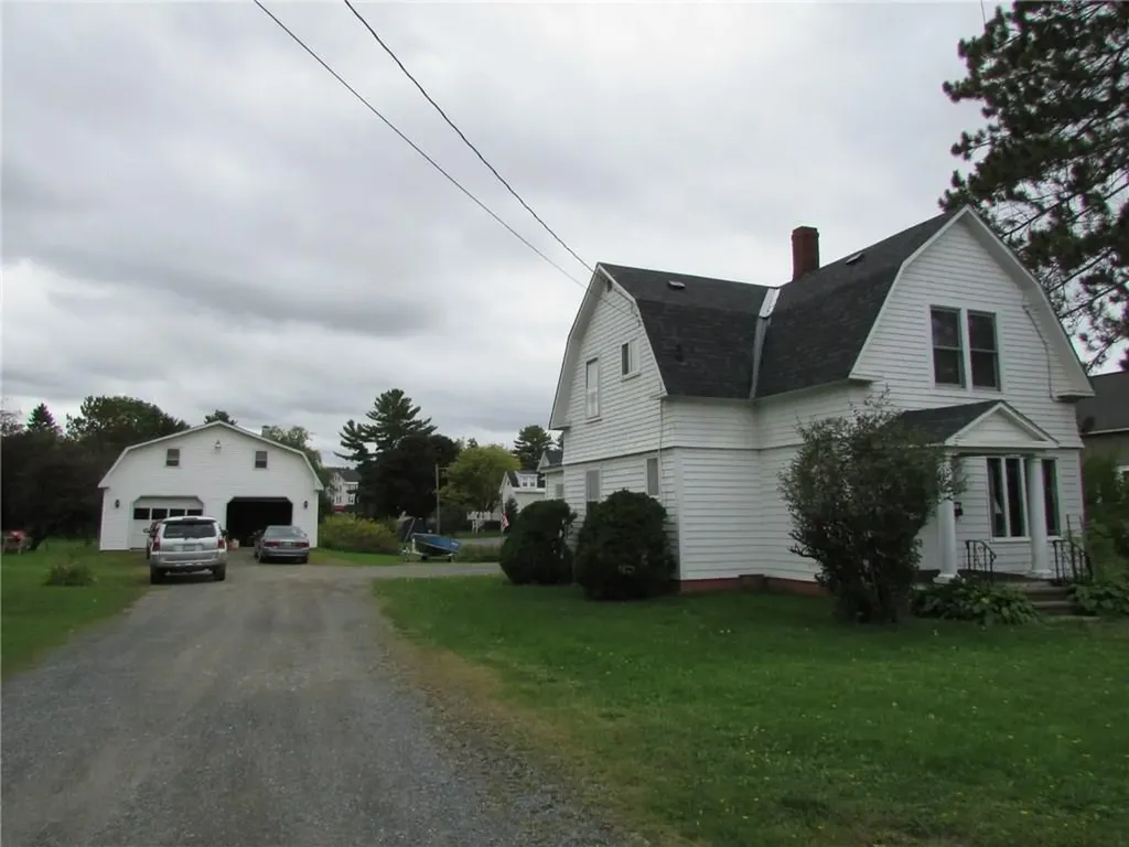 14 Sunnyside Street Houlton ME 04730