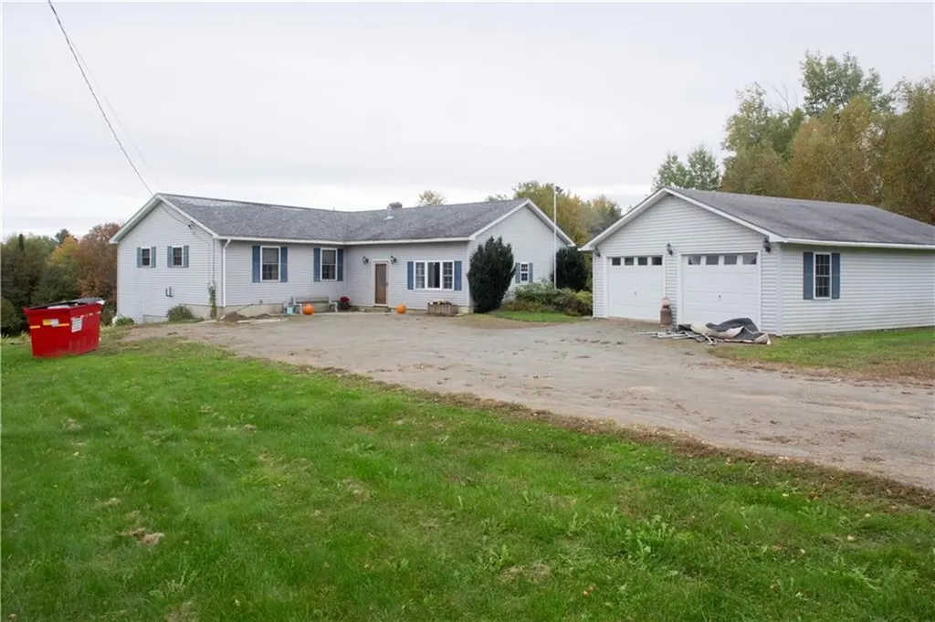 155 Ballard Road Saint Albans ME 04971