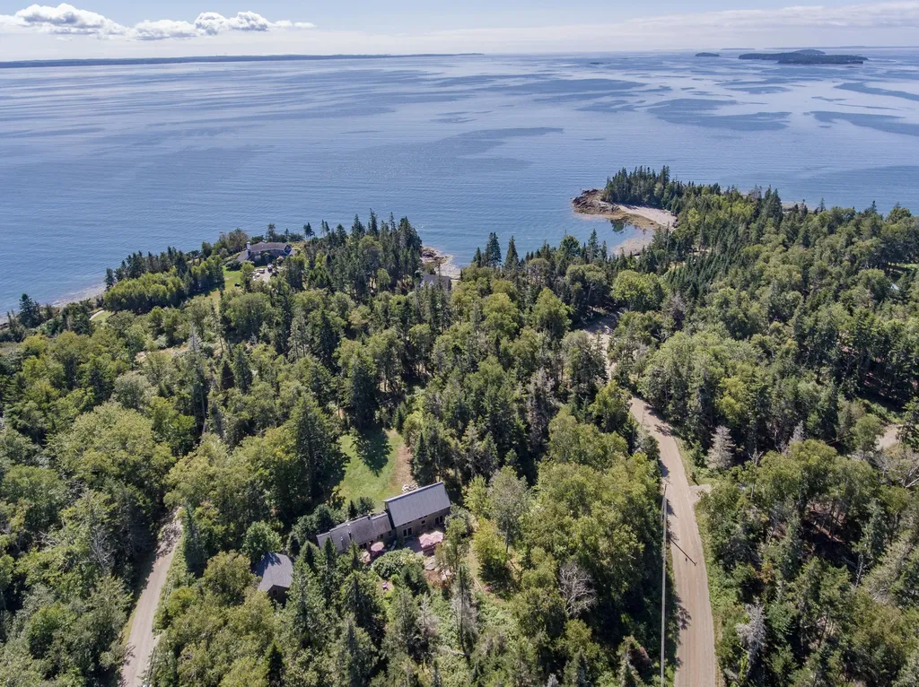147 Jenny's Lane Islesboro ME 04848