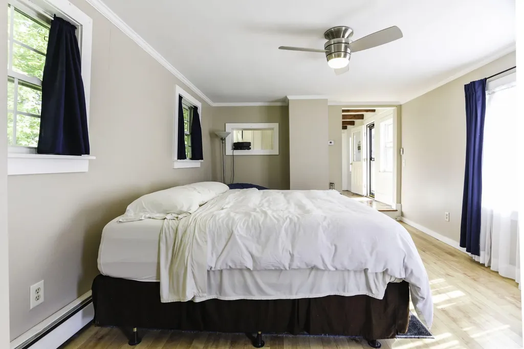 21 Parsonage Street Winterport ME 04496
