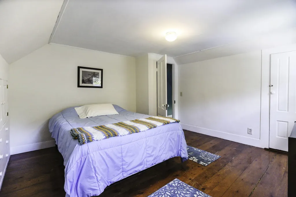 21 Parsonage Street Winterport ME 04496