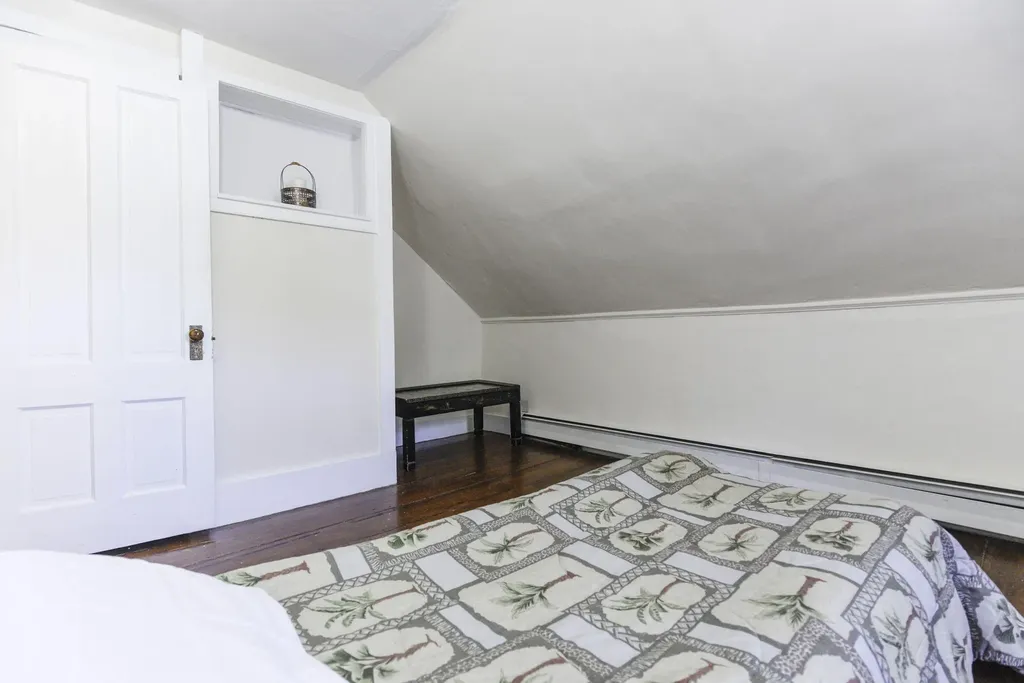 21 Parsonage Street Winterport ME 04496