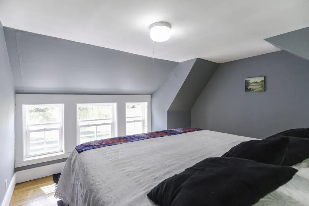 21 Parsonage Street Winterport ME 04496