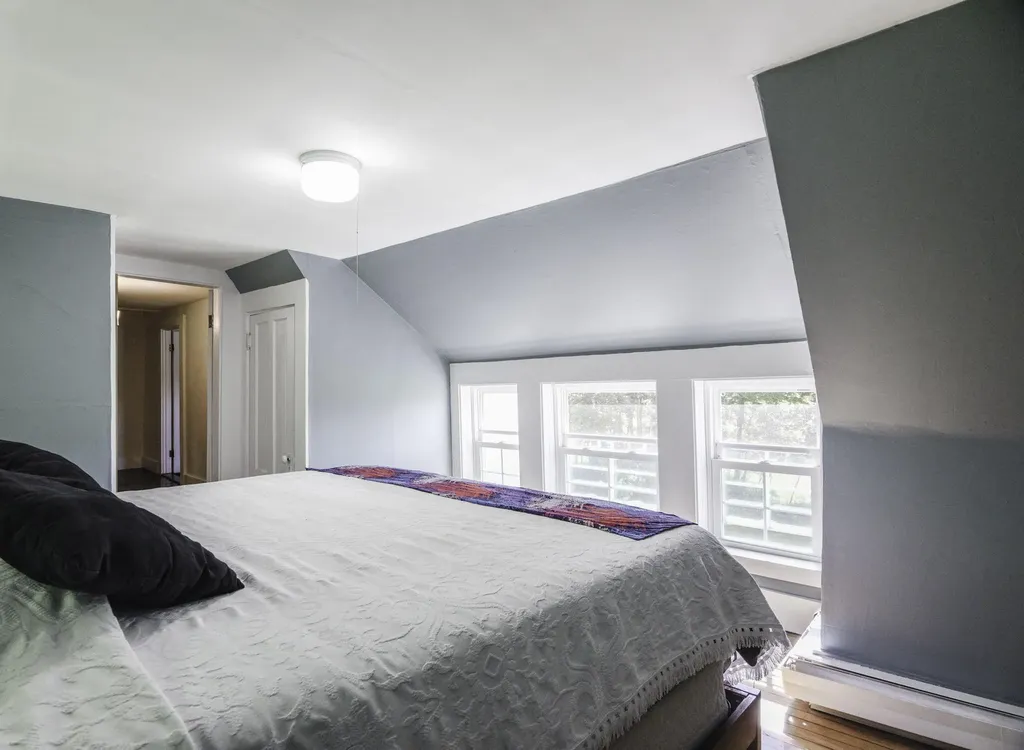 21 Parsonage Street Winterport ME 04496