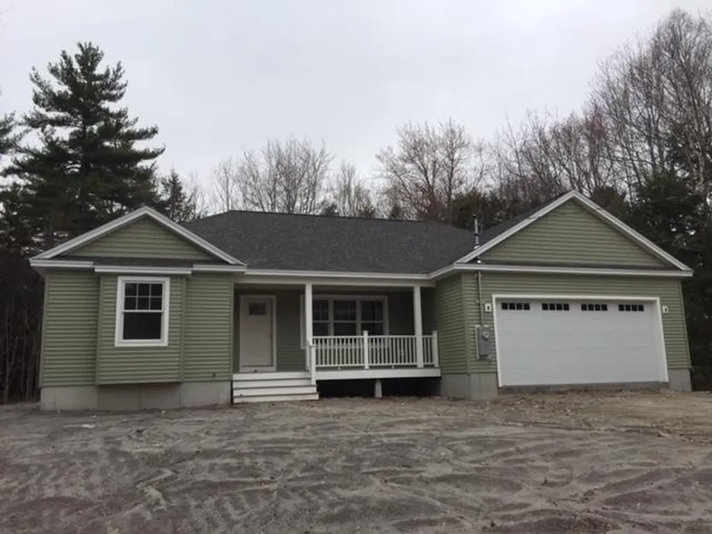 8 Deerfield Drive Brunswick ME 04011