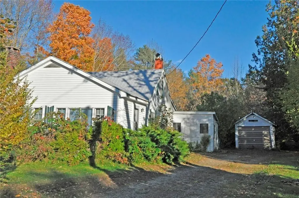 98 Cross Street Northport ME 04849