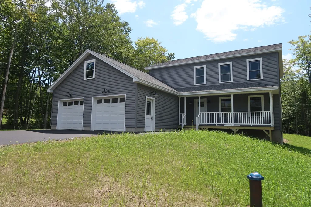 106 Richard Road Sidney ME 04330