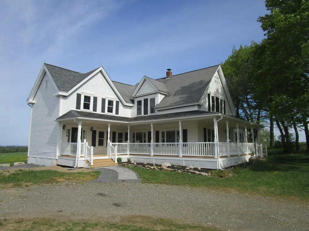 204 Houlton Road Easton ME 04740