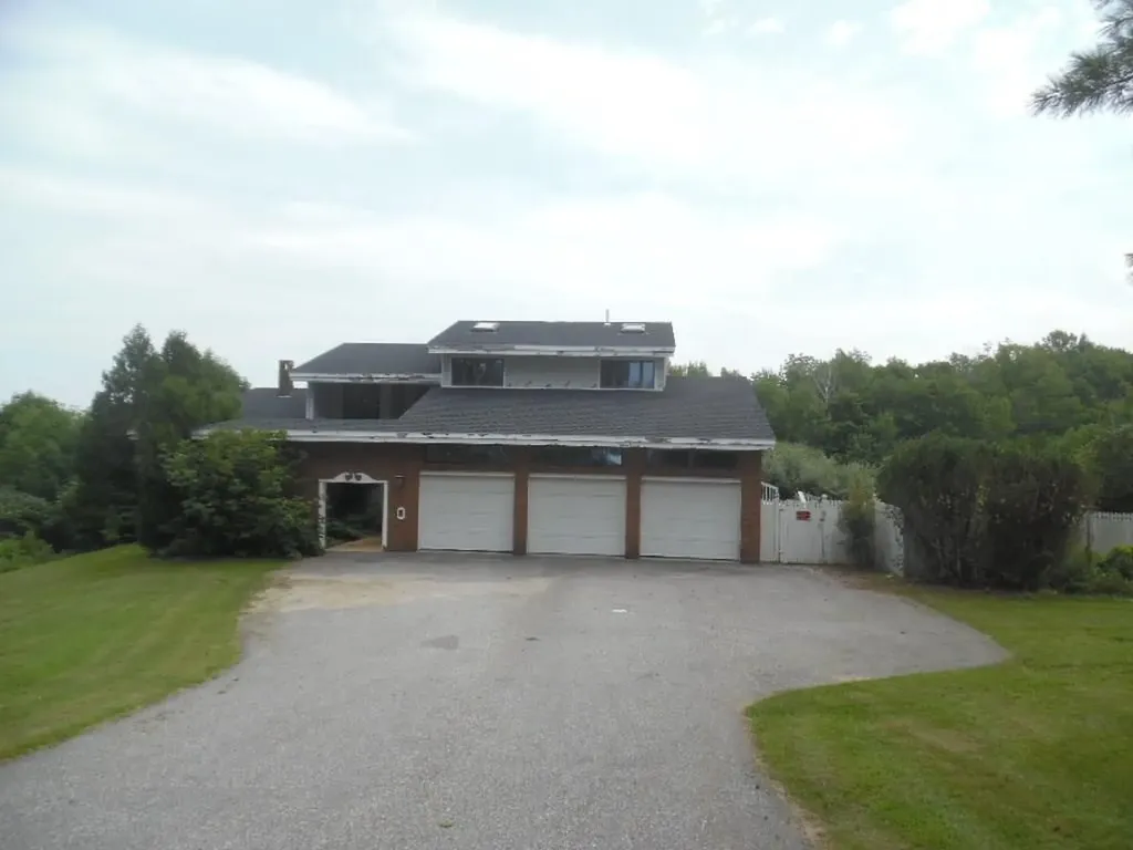 170 Ferry Road Lewiston ME 04240