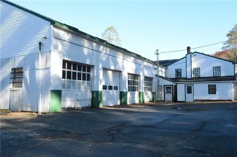 1174 Eastern Road Warren ME 04864