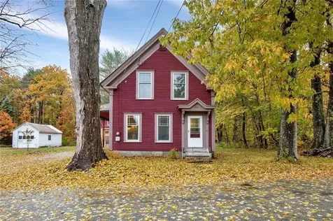 18 Meadow Street Bridgton ME 04009