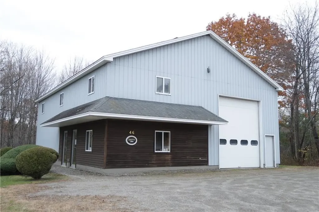 46 River Road Chelsea ME 04330