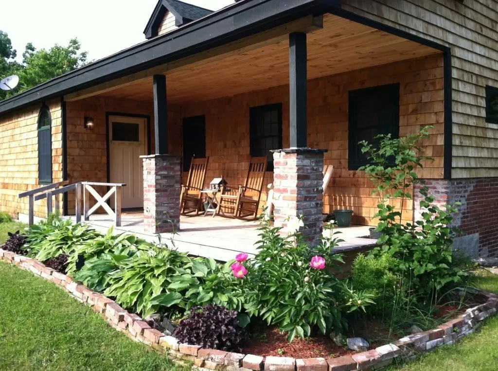 3 Pond Road Abbot ME 04406