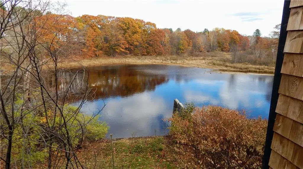 3 Pond Road Abbot ME 04406