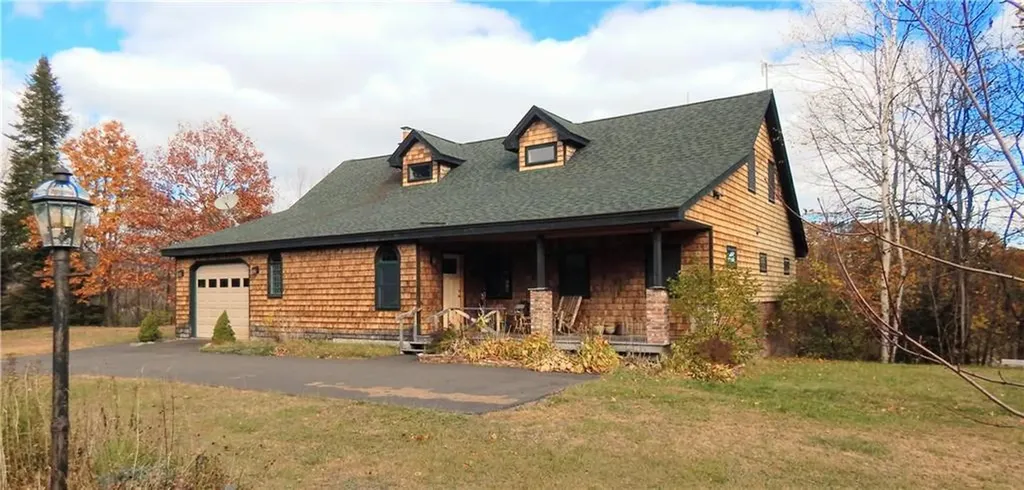 3 Pond Road Abbot ME 04406
