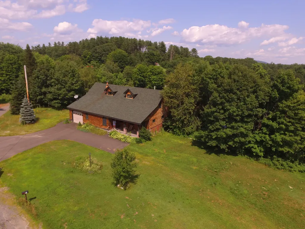 3 Pond Road Abbot ME 04406