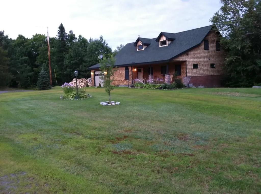 3 Pond Road Abbot ME 04406