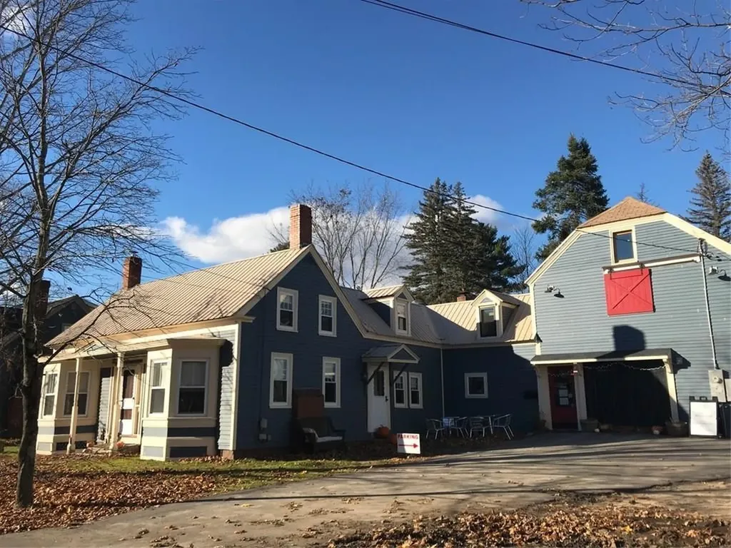 31 Maple Street Cornish ME 04020