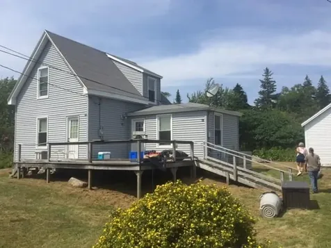 8 Hummingbird Lane Vinalhaven ME 04863