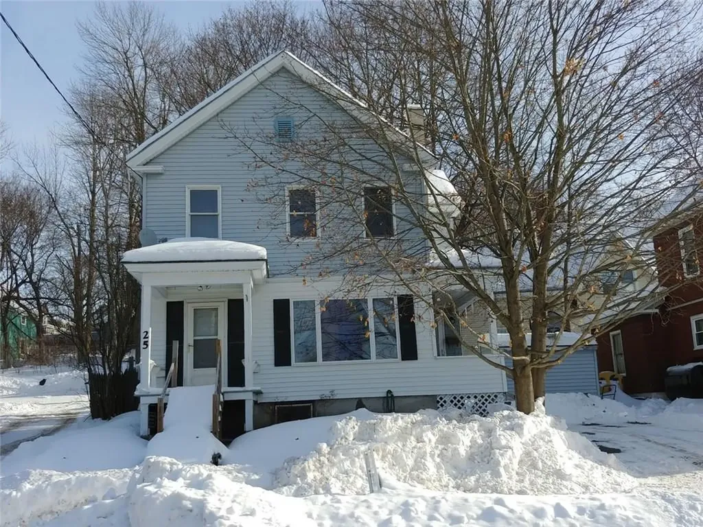 25 Pearl Street Augusta ME 04330