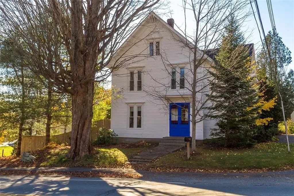 40 Mountain Street Camden ME 04843