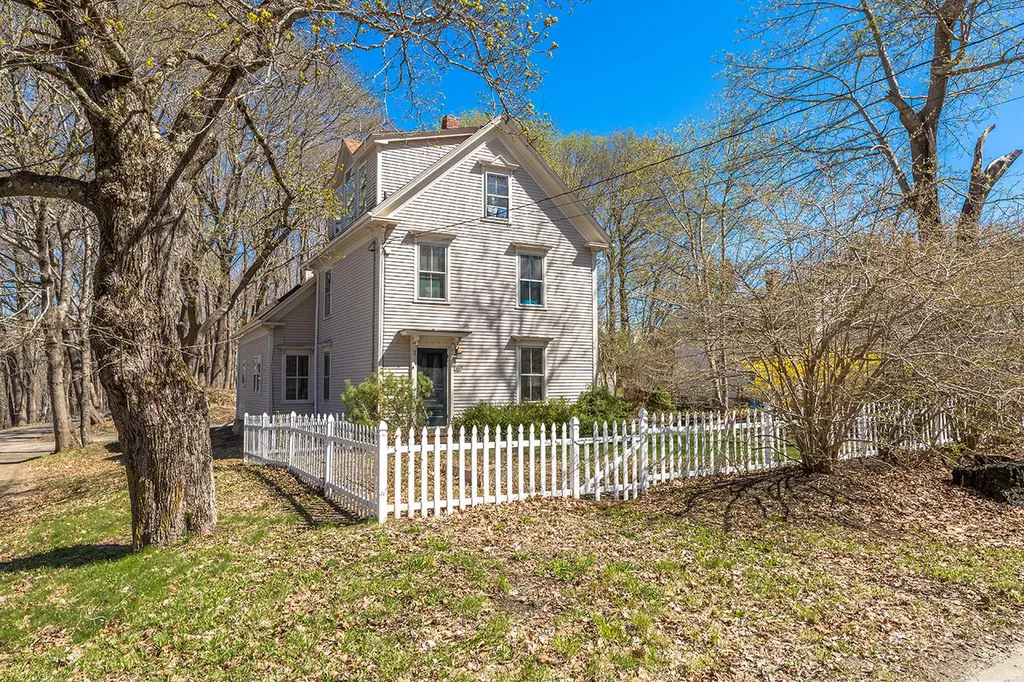 154 Union Street Rockport ME 04856