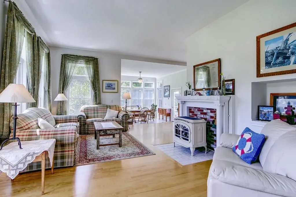 1307 Newbury Neck Road Surry ME 04684
