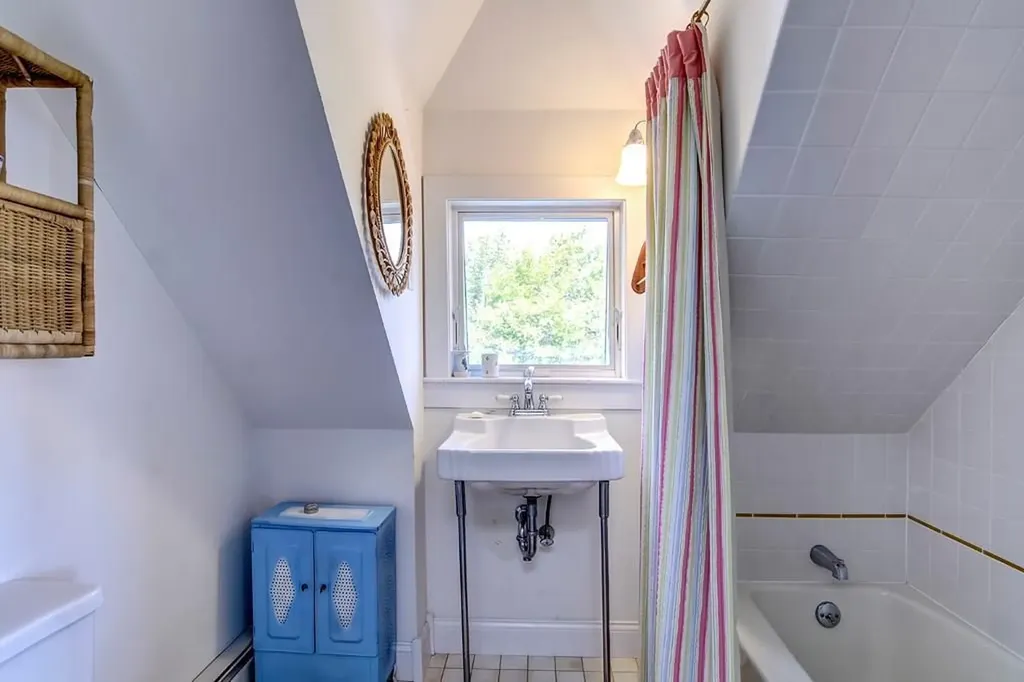 1307 Newbury Neck Road Surry ME 04684
