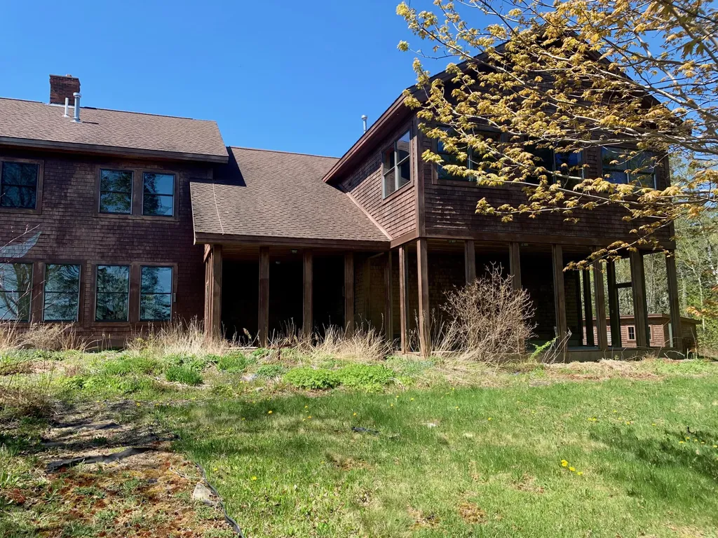 957 N Lubec Road Lubec ME 04652