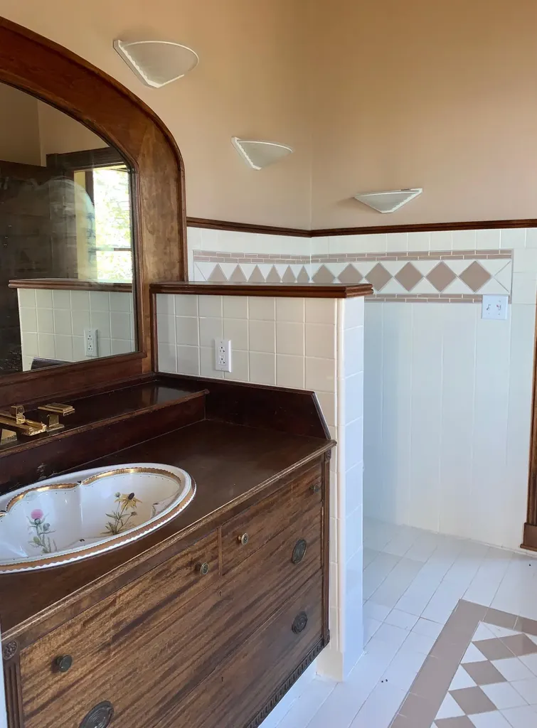 957 N Lubec Road Lubec ME 04652