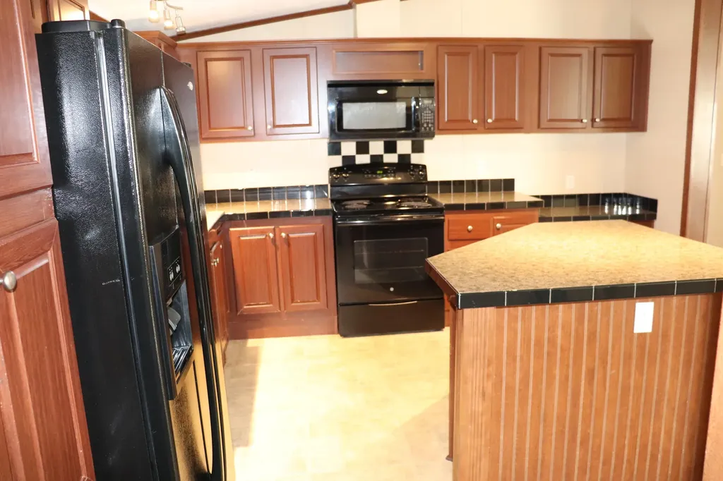 13 L Street Bangor ME 04401