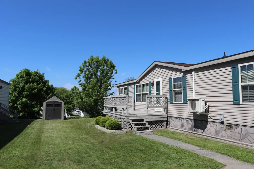 13 L Street Bangor ME 04401