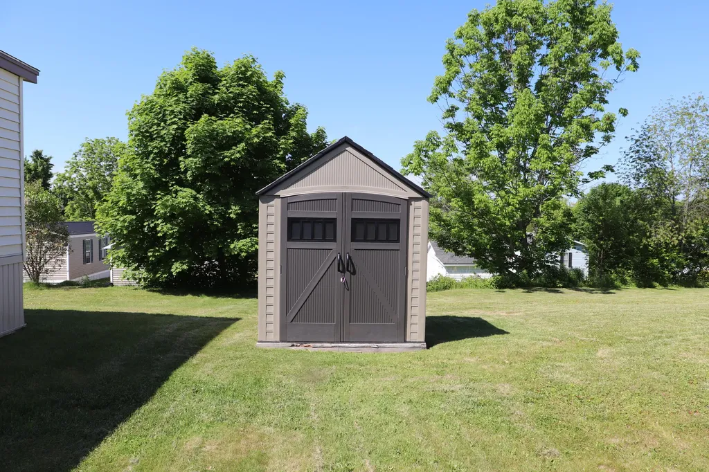 13 L Street Bangor ME 04401