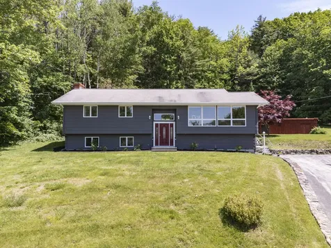 8 Butler Drive Lewiston ME 04240