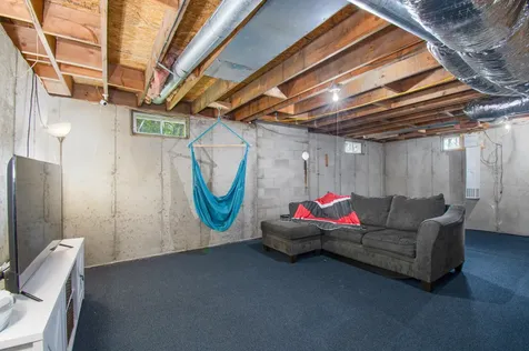 91 Coombs Road Brunswick ME 04011