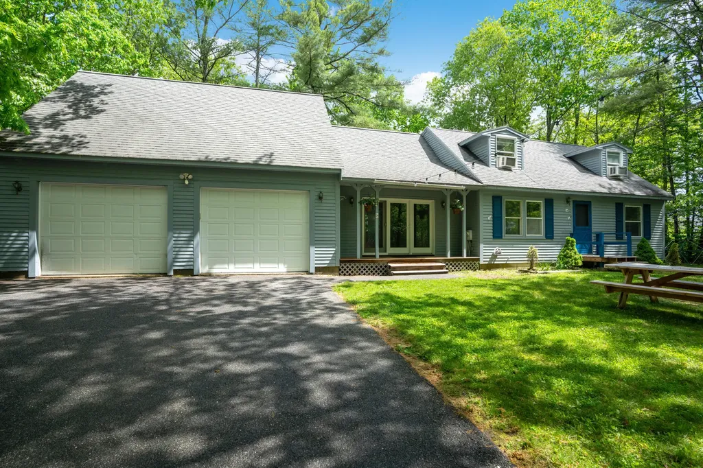 14 Upland Road Windham ME 04062