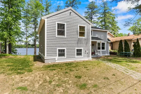 28 E Eleanor Avenue Standish ME 04084