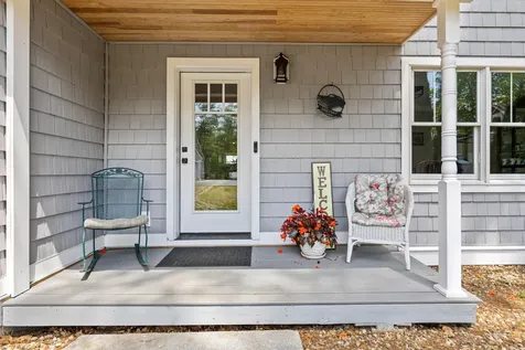 28 E Eleanor Avenue Standish ME 04084