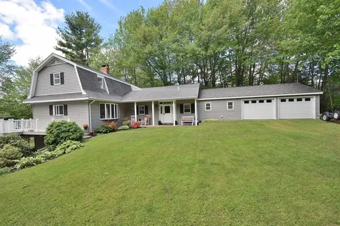 11 Janssen Lane Liberty ME 04949