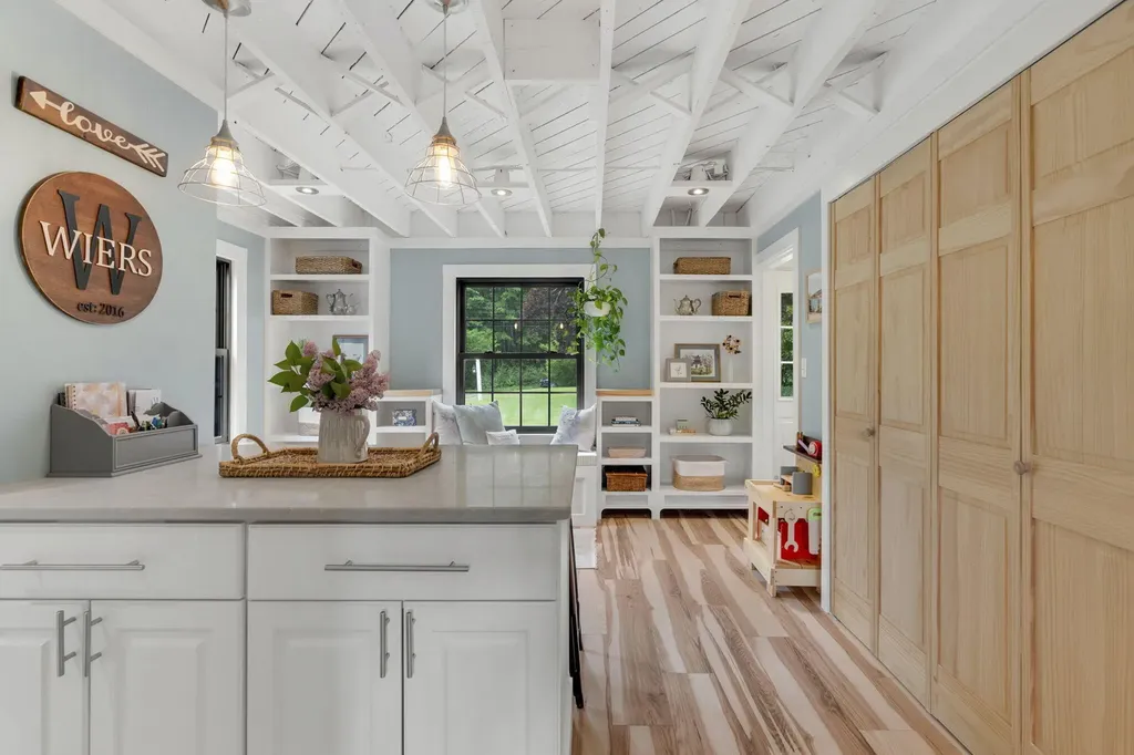 63 Webb Road Windham ME 04062