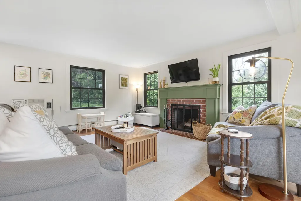 63 Webb Road Windham ME 04062