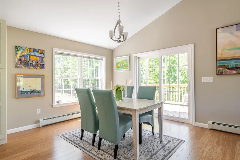564 Kenduskeag Avenue Bangor ME 04401
