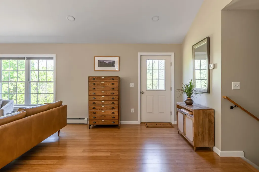 564 Kenduskeag Avenue Bangor ME 04401