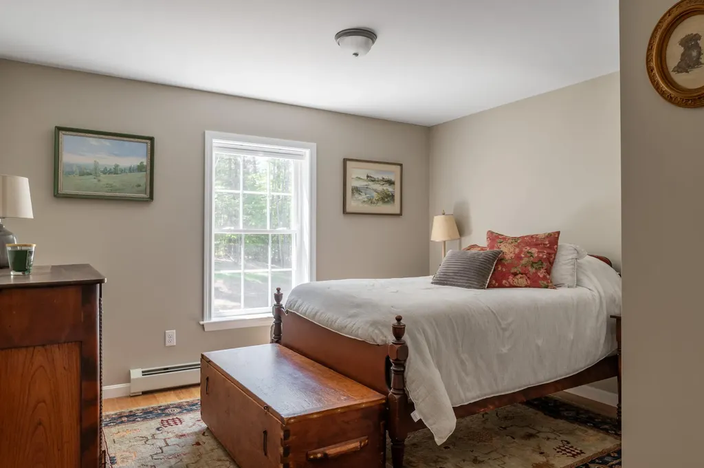 564 Kenduskeag Avenue Bangor ME 04401