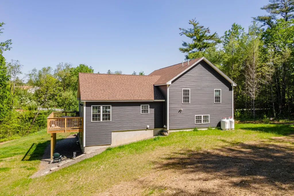 564 Kenduskeag Avenue Bangor ME 04401