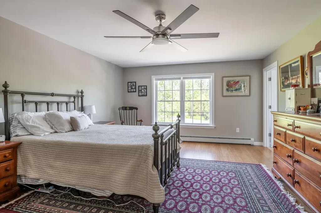 564 Kenduskeag Avenue Bangor ME 04401