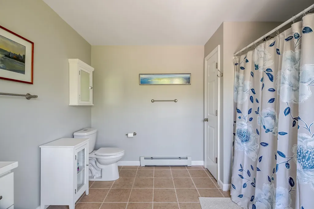 564 Kenduskeag Avenue Bangor ME 04401