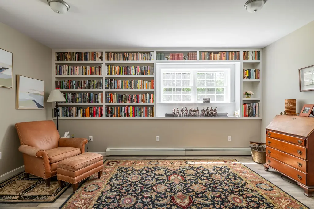 564 Kenduskeag Avenue Bangor ME 04401