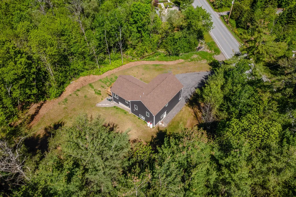 564 Kenduskeag Avenue Bangor ME 04401