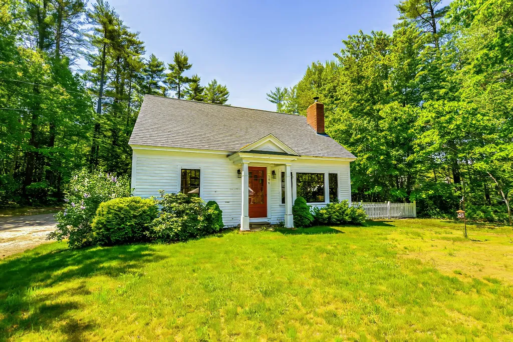 196 N High Street Bridgton ME 04009